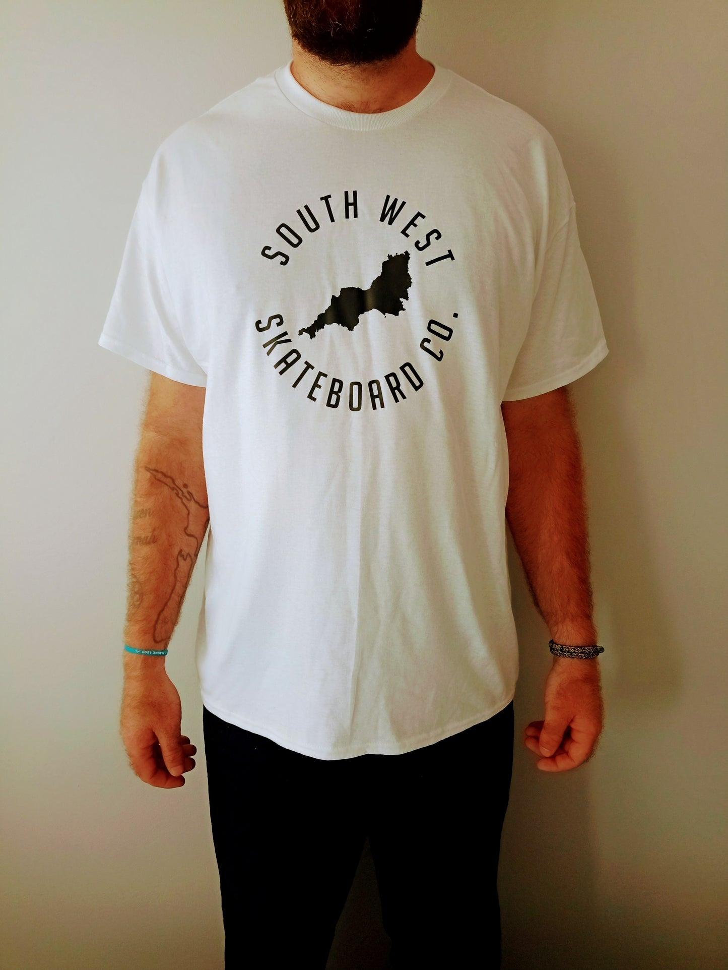 Southwest Skateboard co circle logo t-shirt